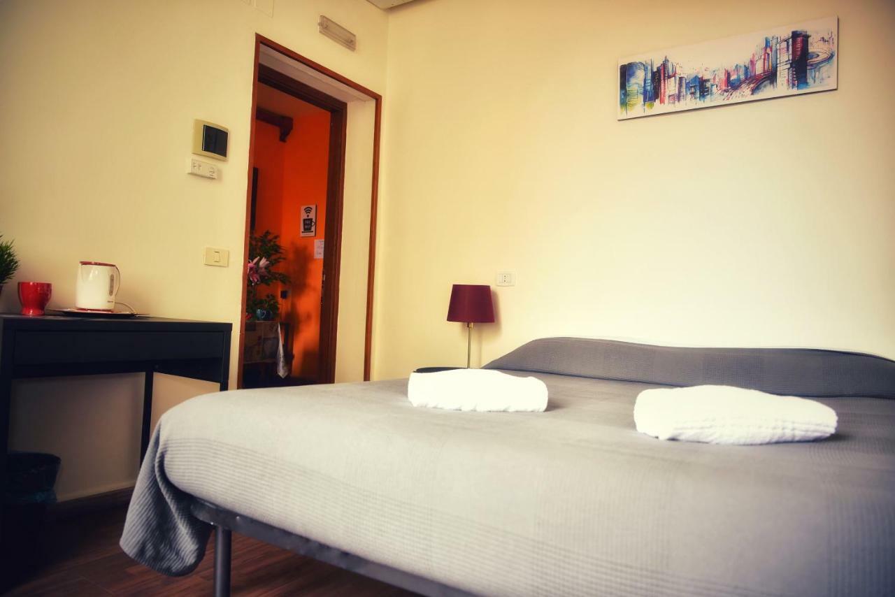 Holiday Rooms Флоренция Екстериор снимка